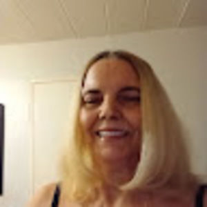 Meet your Posher, Robyn